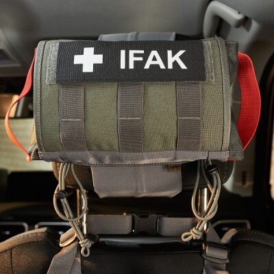 TT Head Rest IFAK First Aid Kit Schnellzugriff